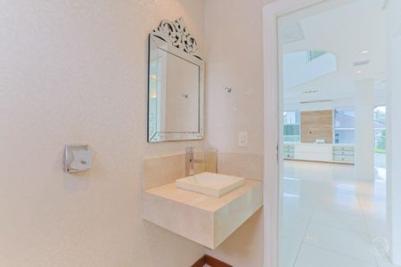 8_photo/9527446727.a824f5d462c04ebd-ATLAS-29f0e2ce-5ec9-4739-841f-0a5da0ab56e0.jpg de casa à venda com 4 quartos, 464m² em Jurerê Internacional, Florianópolis