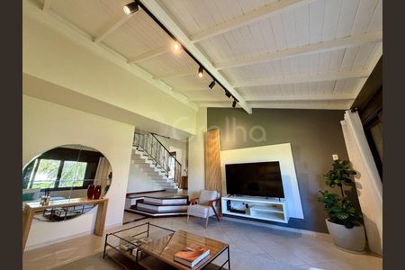 4_photo/952744675b.8d9d2e8c4e07ca84-ATLAS-1c8383d2-8846-46f0-8024-7d0967c6e258.jpg de casa à venda com 4 quartos, 254m² em Jurerê Internacional, Florianópolis