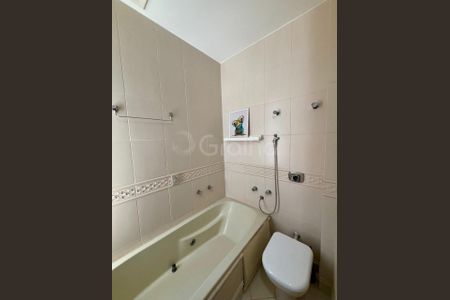 28_photo/952744675b.8d9d2e8c4e07ca84-ATLAS-f641708e-a5ec-4bc5-b180-8fe30ca3bbd4.jpg de casa à venda com 4 quartos, 254m² em Jurerê Internacional, Florianópolis