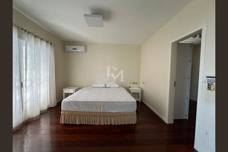 9_photo/95274467af.58506769bdfd2446-ATLAS-ba4d920e-915e-4387-a4ee-7d3dd78bf1aa.jpg de casa à venda com 4 quartos, 195m² em Jurerê, Florianópolis