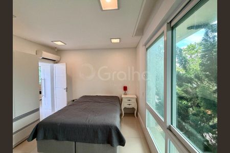 36_photo/95274467bd.01df1c19777e84fc-ATLAS-97743b2e-062f-43db-9d70-850e2d426467.jpg de casa à venda com 6 quartos, 515m² em Jurerê Internacional, Florianópolis