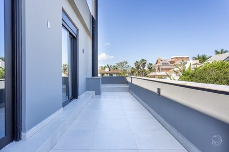 27_photo/95274467bf.7e2ea02b9085bf9d-ATLAS-d0f9da6b-dc67-4dce-ade0-12ea49cc5aae.jpg de casa à venda com 5 quartos, 355m² em Jurerê Internacional, Florianópolis