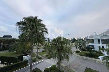 24_photo/952744681f.ceff8192393c33de-ATLAS-e7ef8228-09e6-444a-96bd-236e5bdce45a.jpg de casa à venda com 4 quartos, 696m² em Jurerê Internacional, Florianópolis