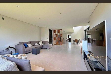 9_photo/9527446899.23c4224abaac78ed-ATLAS-d208a3a8-4582-4e34-bd23-e0568a46b802.jpg de casa à venda com 4 quartos, 300m² em Jurerê, Florianópolis