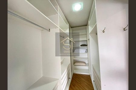 35_photo/9527446e29.974d063b20acfe41-ATLAS-d97039e1-bd1c-4eb4-ad91-585cfe16e82f.jpg de casa para alugar com 4 quartos, 450m² em Jurerê, Florianópolis