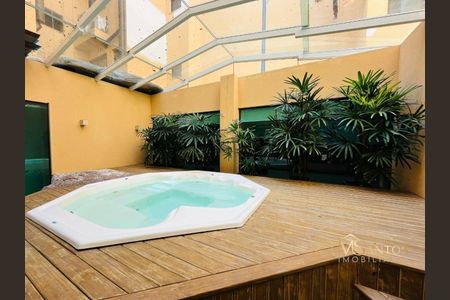 4_photo/9527446e2b.2b877e61876d3ebe-ATLAS-e8b7a463-64e5-4111-8890-d55c85a7265e.jpg de apartamento à venda com 3 quartos, 233m² em Jurerê, Florianópolis