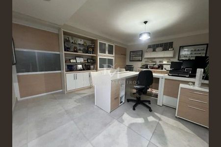 3_photo/9527446e4f.358915be0f21f955-ATLAS-201a7c04-df42-4bbb-a8e0-4592da8cf57b.jpg de casa à venda com 5 quartos, 508m² em Jurerê, Florianópolis