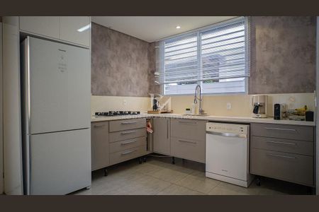 11_photo/9527446fb3.4f01e810a805cb87-ATLAS-2bc93d0d-1d4c-4b03-93c0-e8e383e5c8fe.jpg de casa à venda com 4 quartos, 354m² em Jurere Leste, Florianópolis