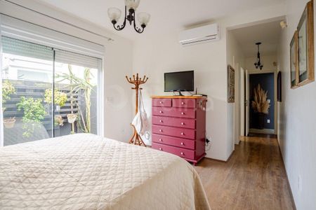 8_photo/9527446fb7.faecce82d0fac38b-ATLAS-fab9aeb7-9d37-4420-acbd-389eae332756.jpg de casa à venda com 4 quartos, 279m² em Jurerê, Florianópolis