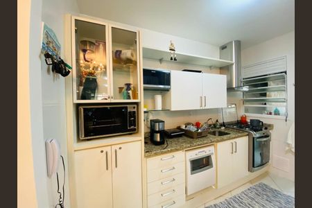 8_photo/9527446fbf.9ad21533b70d6dca-ATLAS-6519b2de-e70a-4063-b897-b20f3d44b80d.jpg de apartamento à venda com 2 quartos, 85m² em Jurerê, Florianópolis