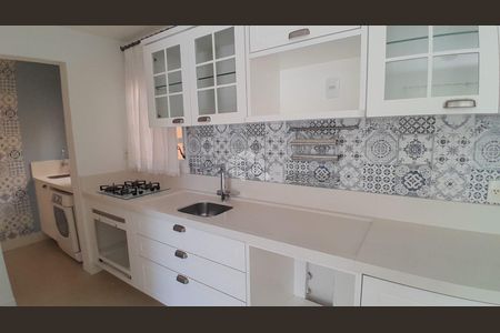 13_photo/9527446fbf.9ad21533b70d6dca-ATLAS-ed22a43b-a3e2-45d5-b755-dc8244fbfb14.jpg de apartamento à venda com 1 quarto, 57m² em Jurerê, Florianópolis