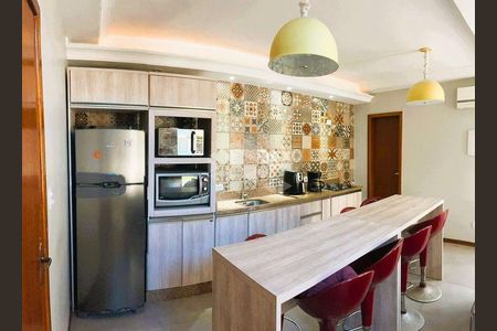 4_photo/9527447003.3aed5bbd04158097-ATLAS-32a7e8d3-91ef-4051-8e13-cc06662c5525.jpg de casa para alugar com 2 quartos, 100m² em Jurerê, Florianópolis