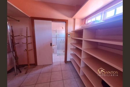 5_photo/952744701f.7074836f32d875df-ATLAS-e5ee703b-4c39-4842-a69e-b2f7546e5f87.jpg de casa à venda com 4 quartos, 345m² em Jurerê, Florianópolis