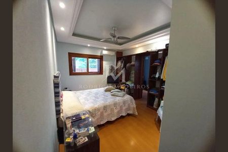 8_photo/9527447023.adbb37f92a381176-ATLAS-97cf2709-aba5-47dc-ae16-04a25a31fce2.jpg de casa à venda com 5 quartos, 430m² em Jurerê, Florianópolis