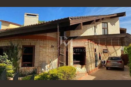 2_photo/9527447023.adbb37f92a381176-ATLAS-d5c4e1a4-bf7d-4f04-93f4-a7b896431c8d.jpg de casa à venda com 5 quartos, 430m² em Jurerê, Florianópolis