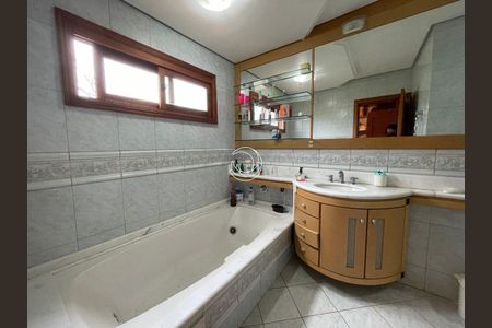 11_photo/952744702f.eda30562fec2c246-ATLAS-2e128dea-7549-4670-be30-d58d6a07627b.jpg de casa à venda com 5 quartos, 430m² em Jurerê, Florianópolis