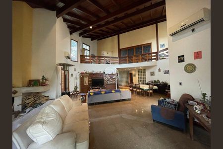 3_photo/952744702f.eda30562fec2c246-ATLAS-5f31bf6d-9bdd-40f4-ac8c-47aa469e6172.jpg de casa à venda com 5 quartos, 430m² em Jurerê, Florianópolis