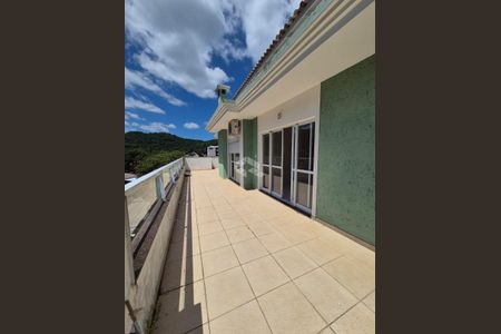 2_photo/95274470cb.7dd28fdb70d7261b-ATLAS-c3dafe2a-0c75-42ae-8119-c9bab18192b6.jpg de apartamento à venda com 3 quartos, 126m² em Jurerê, Florianópolis