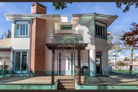 8_photo/95274470d5.d83ba18c48a1246b-ATLAS-362ac7fe-afe4-4d76-918e-3b7f29c9f2f6.jpg de casa para alugar com 4 quartos, 300m² em Jurerê, Florianópolis