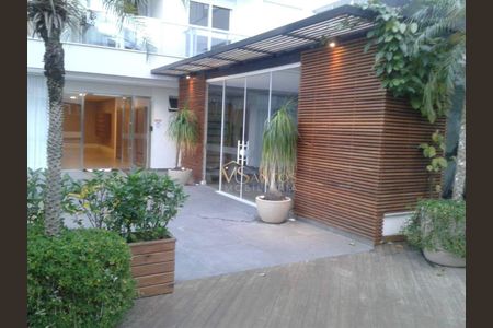 9_photo/952744719f.261fca2a9ff9b3b0-ATLAS-8908e34a-30e8-448d-9e58-4bcf53b676f1.jpg de apartamento à venda com 4 quartos, 190m² em Jurerê, Florianópolis