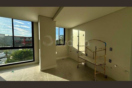 5_photo/9527447227.932ca637fad74a0e-ATLAS-4e301408-3211-4eef-b0fb-e274bd1a101b.jpg de apartamento à venda com 2 quartos, 74m² em Jurerê, Florianópolis