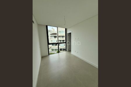 13_photo/9527447985.0ad6a2c9f010aa63-ATLAS-e8ad0f01-e0f3-4d8c-919f-d6f7724c3697.jpg de apartamento à venda com 3 quartos, 120m² em Jurerê, Florianópolis