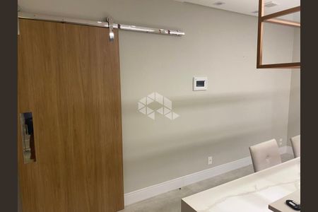 7_photo/9527447a13.3540367e7697d24d-ATLAS-59567509-a26d-4eb2-abcc-e6406e4aaba9.jpg de apartamento à venda com 1 quarto, 54m² em Jurerê, Florianópolis