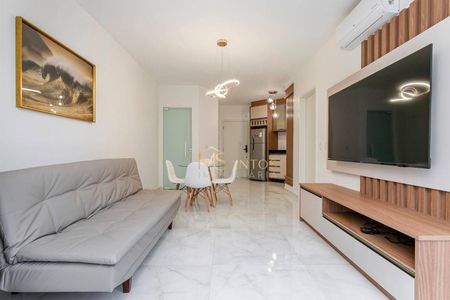 1_photo/9527447a1f.2f6281c828ce755f-ATLAS-129c5872-fd17-4e15-a511-1ef2a82c2b33.jpg de apartamento à venda com 1 quarto, 44m² em Jurerê, Florianópolis