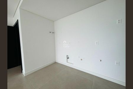 11_photo/9527447a2f.c202053c0eb79174-ATLAS-9635a2ba-a074-47d6-ba9a-7f3486cefa1d.jpg de apartamento à venda com 3 quartos, 109m² em Jurerê, Florianópolis