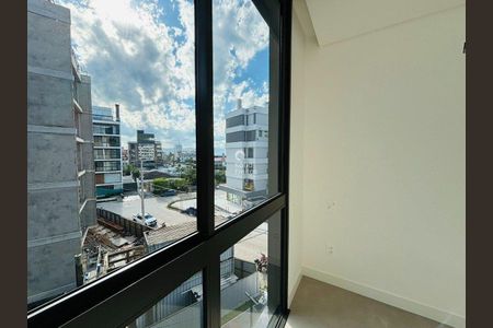 20_photo/9527447a2f.c202053c0eb79174-ATLAS-eace5bb8-905e-42d3-989d-e1a97b5a4edb.jpg de apartamento à venda com 3 quartos, 109m² em Jurerê, Florianópolis