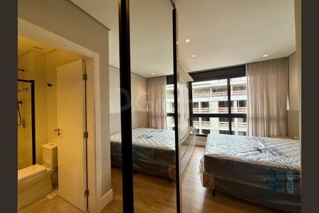 16_photo/9527447a3f.77802feba16b6bb0-ATLAS-0f824d94-e71a-4bcd-b931-600646f3a33c.jpg de apartamento à venda com 3 quartos, 130m² em Jurerê, Florianópolis