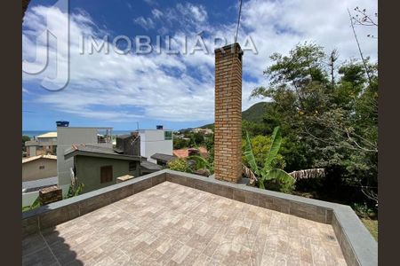 43_photo/9527447a43.ef7c58586888ab74-ATLAS-49df4e85-8026-4ace-9b97-e17dbf47ced3.jpg de casa à venda com 2 quartos, 250m² em Jurerê, Florianópolis