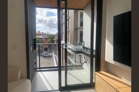 7_photo/9527447a4b.48b91650df7913c8-ATLAS-394a78b8-4f82-4a01-b6ee-7fecd66fc7ea.jpg de apartamento à venda com 2 quartos, 78m² em Jurerê, Florianópolis