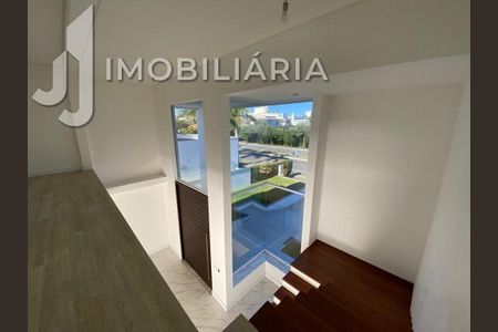 27_photo/9527447a93.239e7640b0d206a4-ATLAS-c73d8c80-35d2-4f2c-90d1-bf9f4c44f05b.jpg de casa à venda com 4 quartos, 527m² em Jurerê, Florianópolis