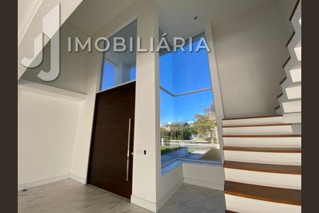 15_photo/9527447a93.239e7640b0d206a4-ATLAS-e74857ef-c2f3-4d0e-8930-19c2f14b3f99.jpg de casa à venda com 4 quartos, 527m² em Jurerê, Florianópolis