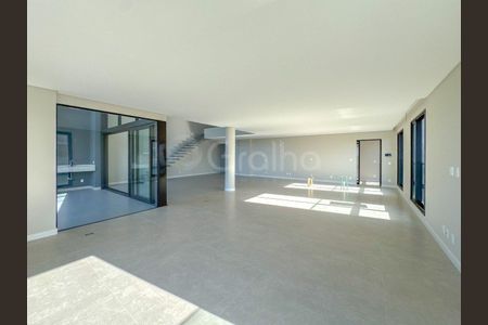 18_photo/9527447ad7.74b787ac8c80420c-ATLAS-add6faa9-e8bf-449e-a83b-e06520bbba4f.jpg de apartamento à venda com 3 quartos, 230m² em Jurerê, Florianópolis