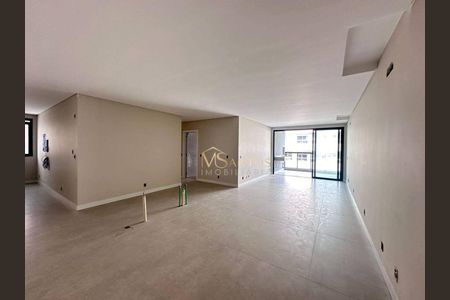 7_photo/9527447b2d.0f4b48ac72897f48-ATLAS-a7d75a3b-3790-4dd7-a112-eafd201d3419.jpg de apartamento à venda com 3 quartos, 127m² em Jurerê, Florianópolis