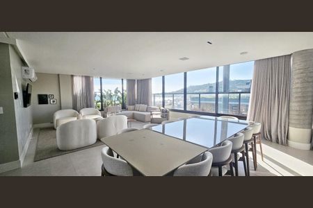 2_photo/9527447b2d.732b7fd8aaa5f07d-ATLAS-0595fa91-73a4-4e34-b3f5-268124829703.jpg de apartamento à venda com 3 quartos, 148m² em Jurerê, Florianópolis