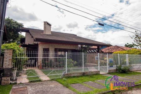 1_photo/9527447b69.84e26749ec0ff23f-ATLAS-301600eb-c38c-4f8e-bd93-92a3dd13c8d7.jpg de casa à venda com 5 quartos, 430m² em Jurerê, Florianópolis