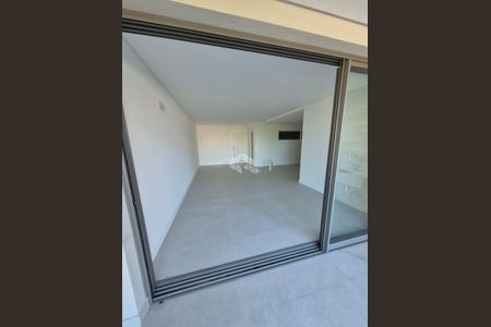 4_photo/9527447ba1.74a96c0b2c4b8c29-ATLAS-1878869d-da5d-424d-a18f-9a2a5cdcabd4.jpg de apartamento à venda com 3 quartos, 120m² em Jurerê, Florianópolis