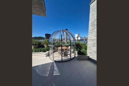 33_photo/9527447ba1.74a96c0b2c4b8c29-ATLAS-4366efa5-d13f-41c1-8914-ab71b0a084e2.jpg de apartamento à venda com 3 quartos, 120m² em Jurerê, Florianópolis