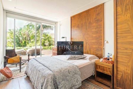 21_photo/9527447bbb.fe96b63aec789ef1-ATLAS-77752617-d738-4017-908e-c05fa9fa73e4.jpg de casa à venda com 8 quartos, 300m² em Jurerê, Florianópolis