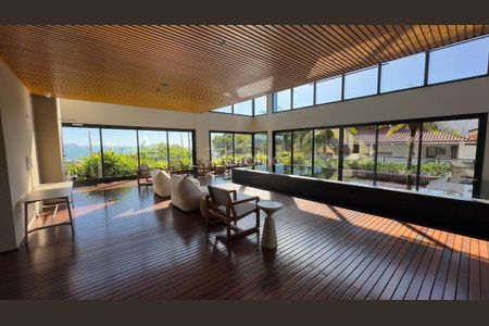 11_photo/9527447bd3.e6bee73fa54ceab2-ATLAS-cc7cf3ae-d7b4-482b-8576-1e87afd328f4.jpg de apartamento à venda com 3 quartos, 247m² em Jurerê, Florianópolis