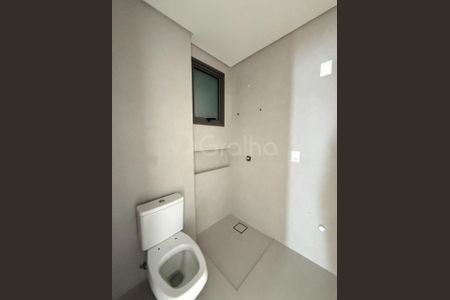 10_photo/9527447bd5.b918f6eb0f600e30-ATLAS-4edc3e7b-3d76-457a-a065-b1020df95c91.jpg de apartamento à venda com 3 quartos, 130m² em Jurerê, Florianópolis