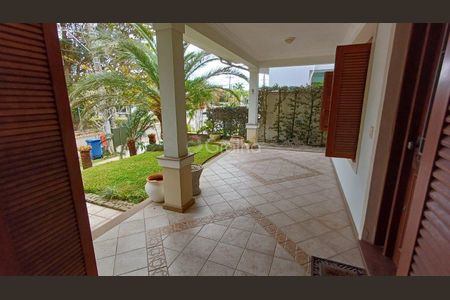 7_photo/952744f635.98aa73114e05fd3e-ATLAS-e273d8d4-46f7-49c4-b541-30c9fe762b2b.jpg de casa à venda com 4 quartos, 385m² em Jurerê Internacional, Florianópolis