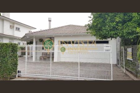 7_photo/952744f63b.d7a91d1757fec3a4-ATLAS-57ccd488-cdb7-42c8-87c4-a77cb72f912a.jpg de casa à venda com 4 quartos, 450m² em Jurerê, Florianópolis