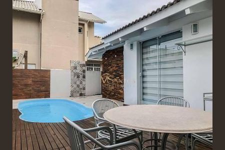 27_photo/952744f63b.d7a91d1757fec3a4-ATLAS-ad28aa3c-c8c4-4ed0-9cd7-5555ea3ef3fe.jpg de casa à venda com 4 quartos, 303m² em Jurerê, Florianópolis