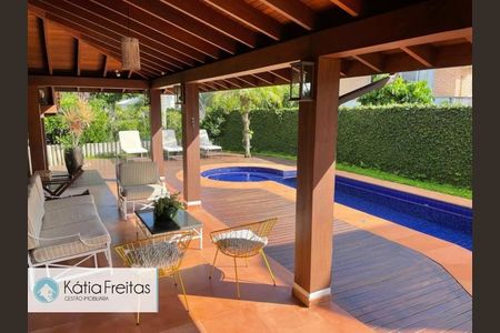 6_photo/952744f64b.d41ccc6539b5b4b0-ATLAS-35768997-12e9-4b2c-bef4-086afbc06e20.jpg de casa à venda com 4 quartos, 500m² em Jurerê, Florianópolis