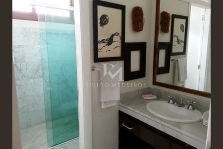 5_photo/952744f64b.d41ccc6539b5b4b0-ATLAS-419c4830-7b71-4aa9-830a-aac09a64f130.jpg de casa à venda com 4 quartos, 500m² em Jurerê, Florianópolis