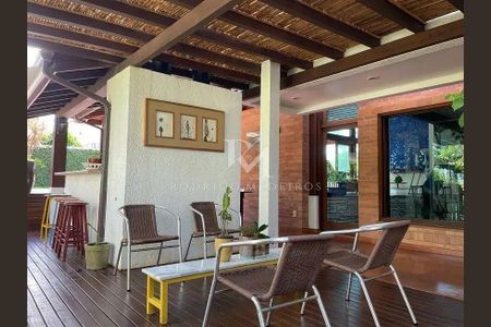 8_photo/952744f64b.d41ccc6539b5b4b0-ATLAS-728c2b4c-8eec-4708-a975-c3de6ee7eb93.jpg de casa à venda com 4 quartos, 500m² em Jurerê, Florianópolis